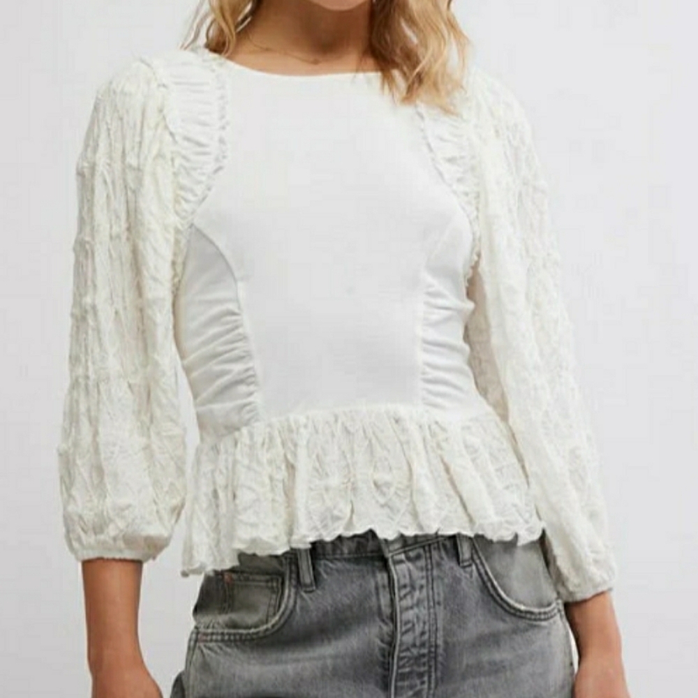 Free People Olivia Contrast Stitch Knit Top In Optic White. Size: Large